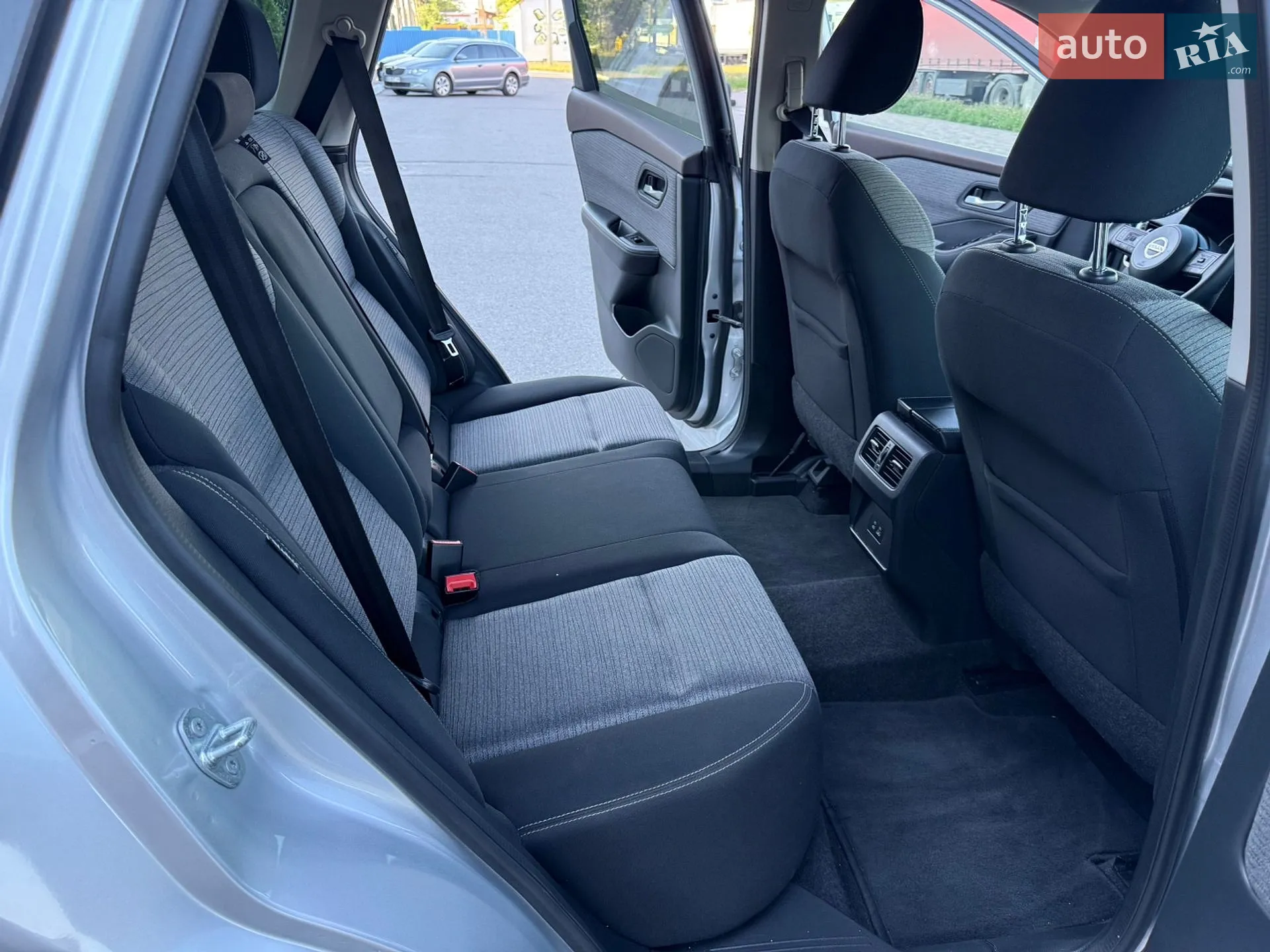2021 Nissan Rogue - мініатюра 24
