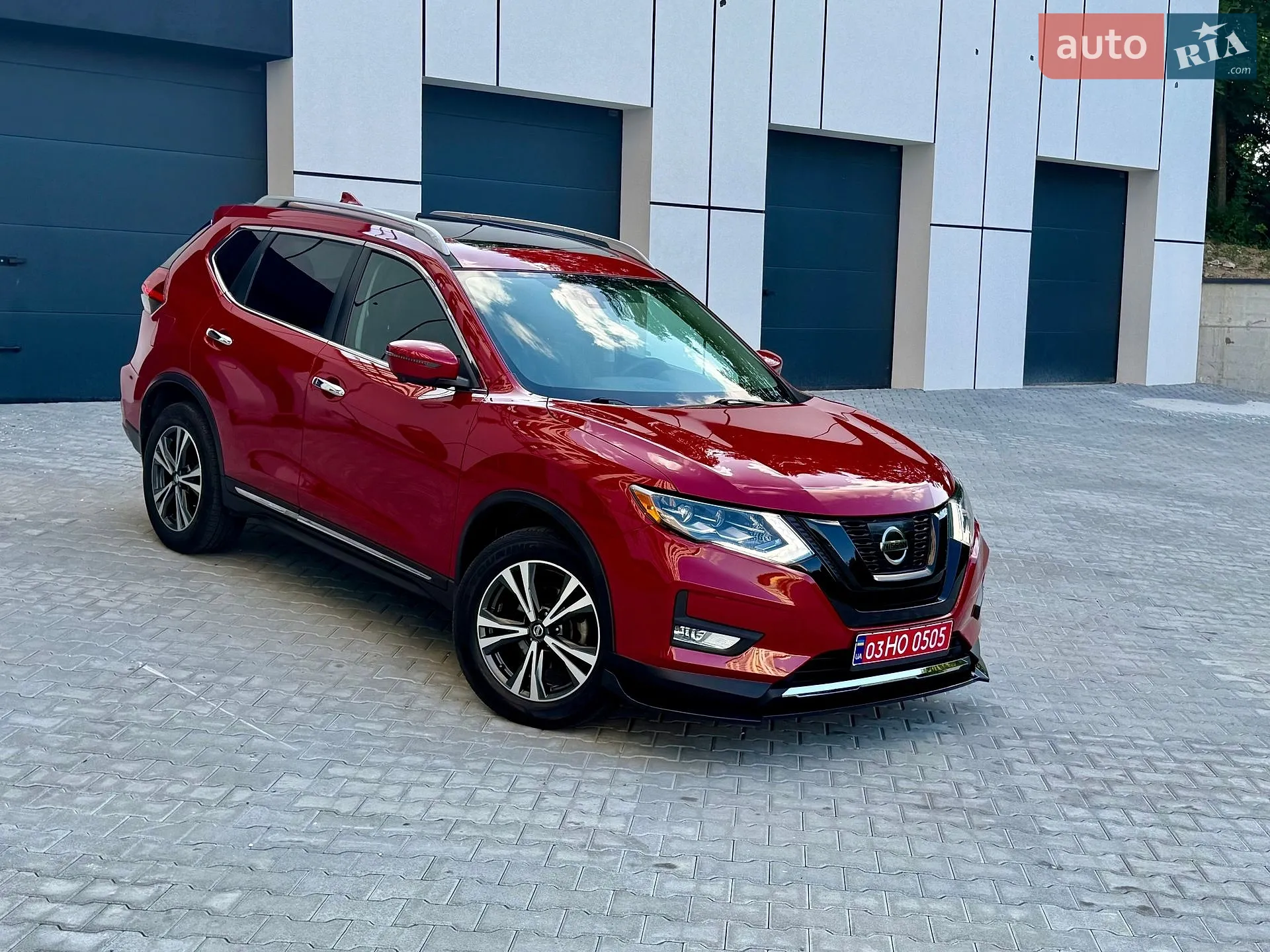 2017 Nissan Rogue - фото 1
