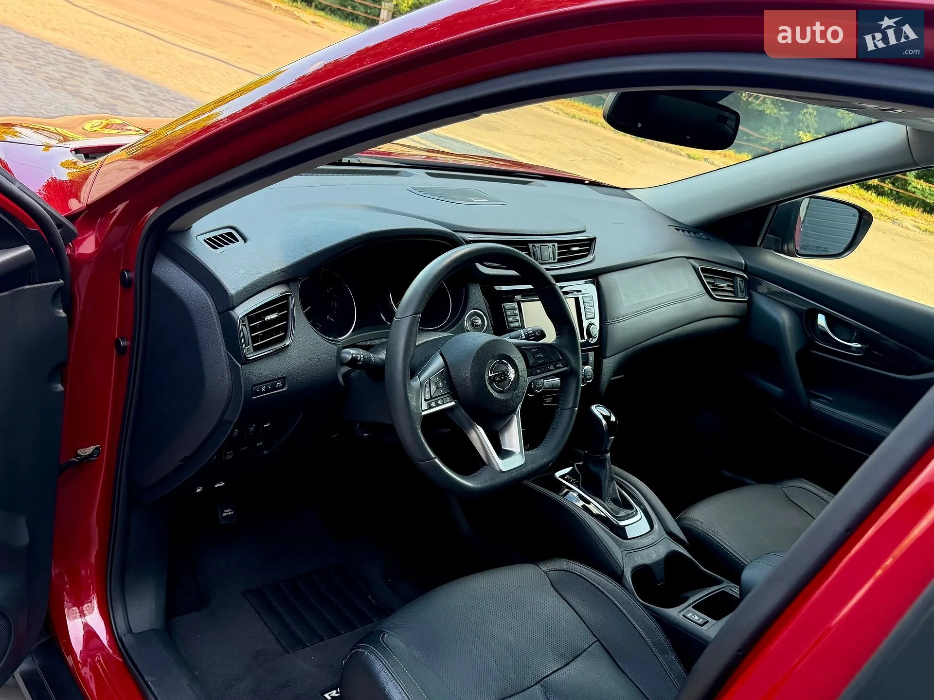 2017 Nissan Rogue - мініатюра 2