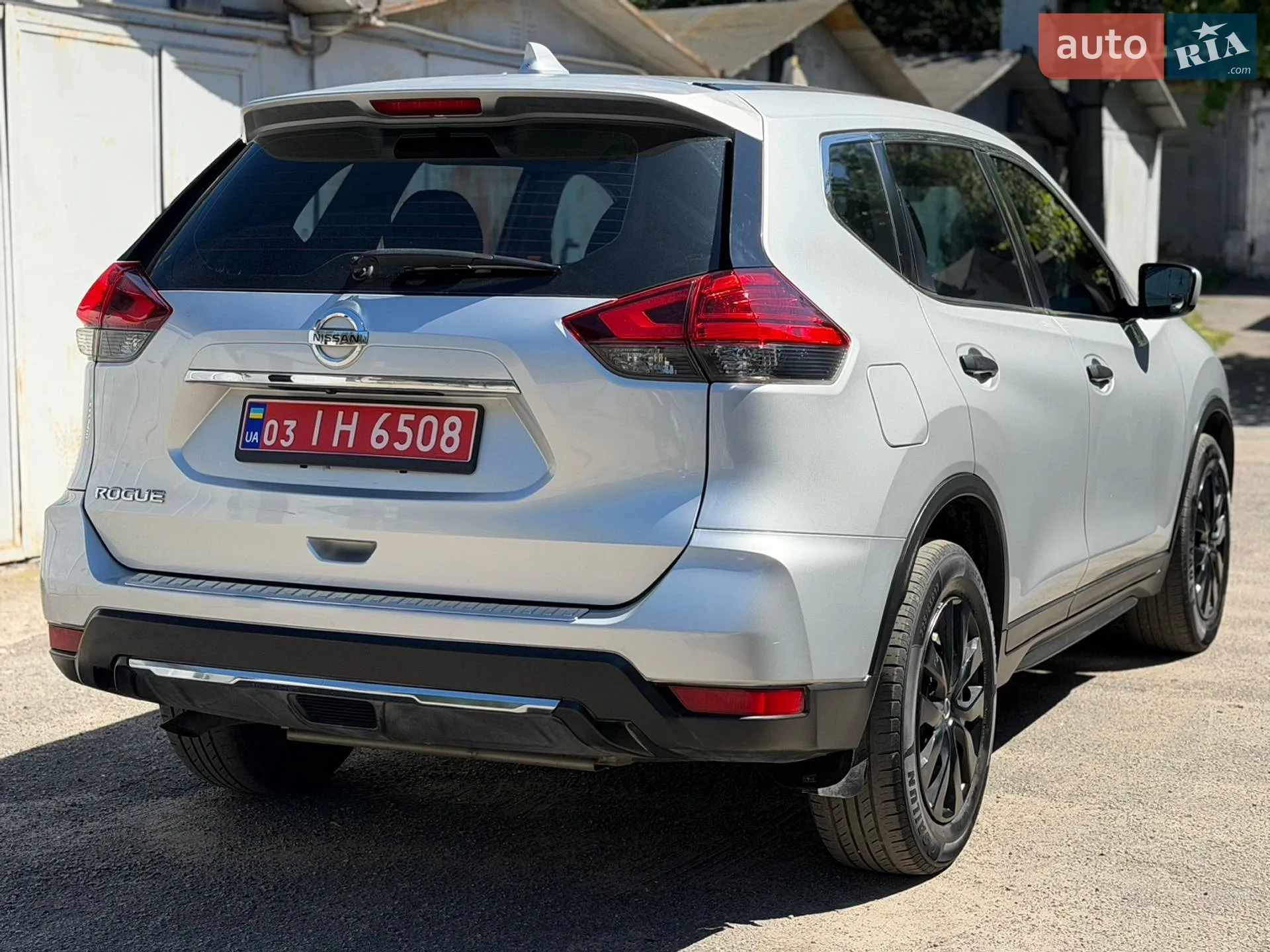 2017 Nissan Rogue - мініатюра 3