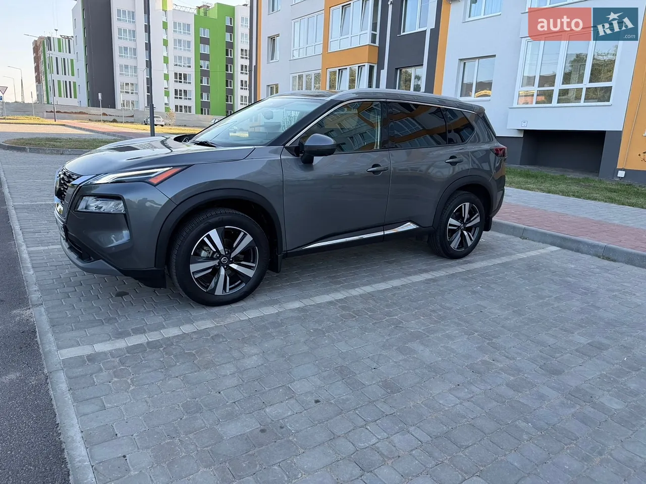 2021 Nissan Rogue - мініатюра 23