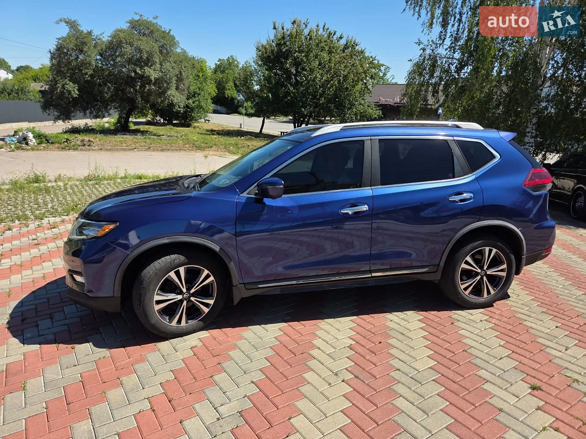 2018 Nissan Rogue - мініатюра 2
