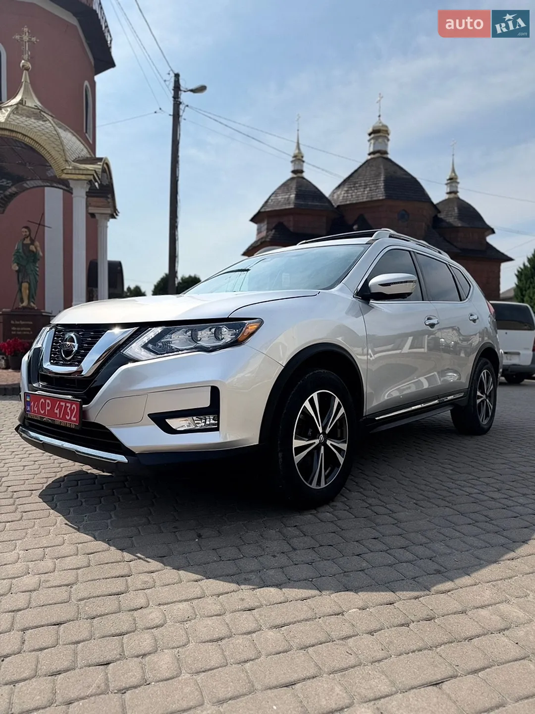 2017 Nissan Rogue - фото 1