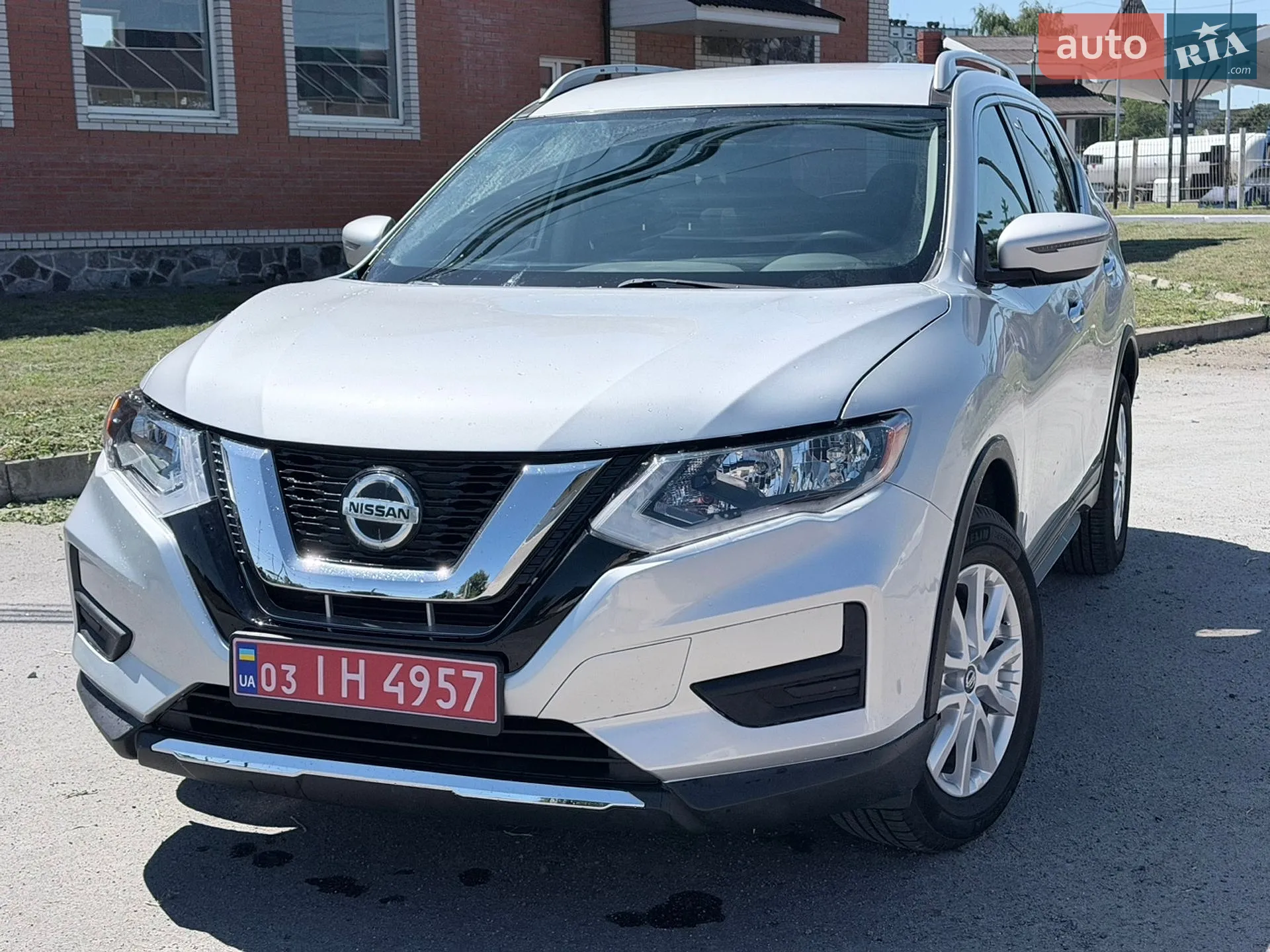 2017 Nissan Rogue - фото 1