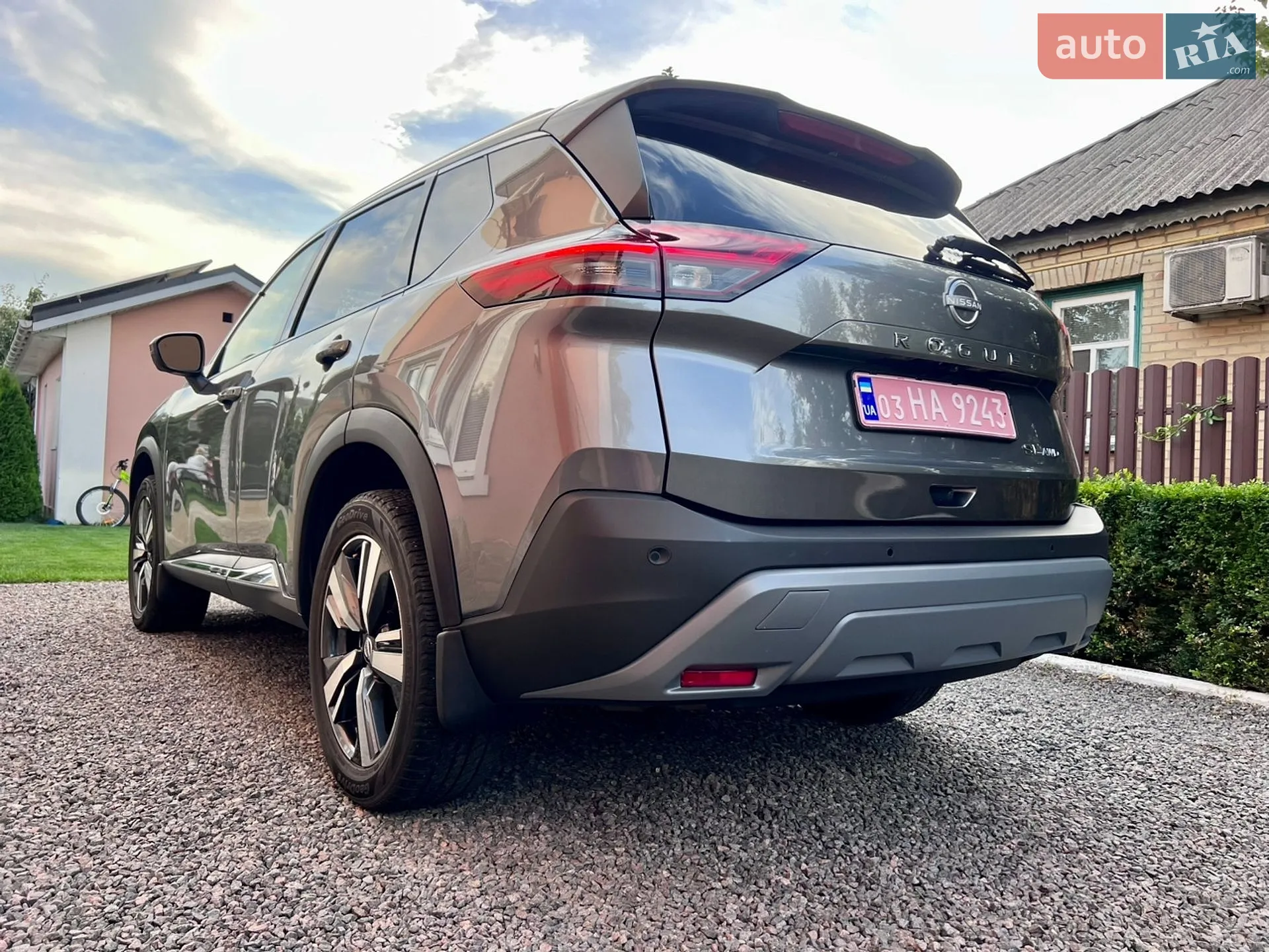 2021 Nissan Rogue - мініатюра 16