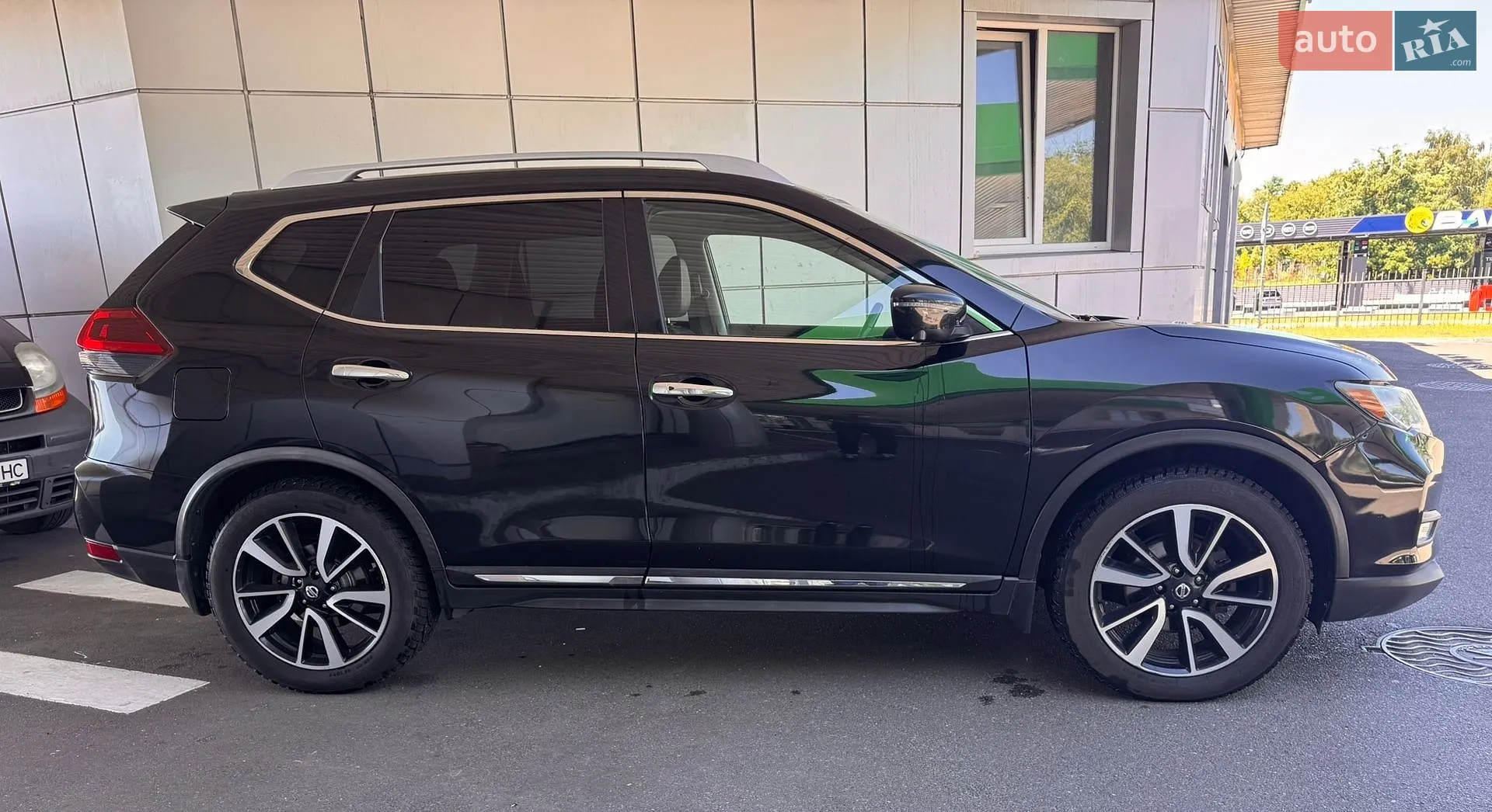 2017 Nissan Rogue - мініатюра 4