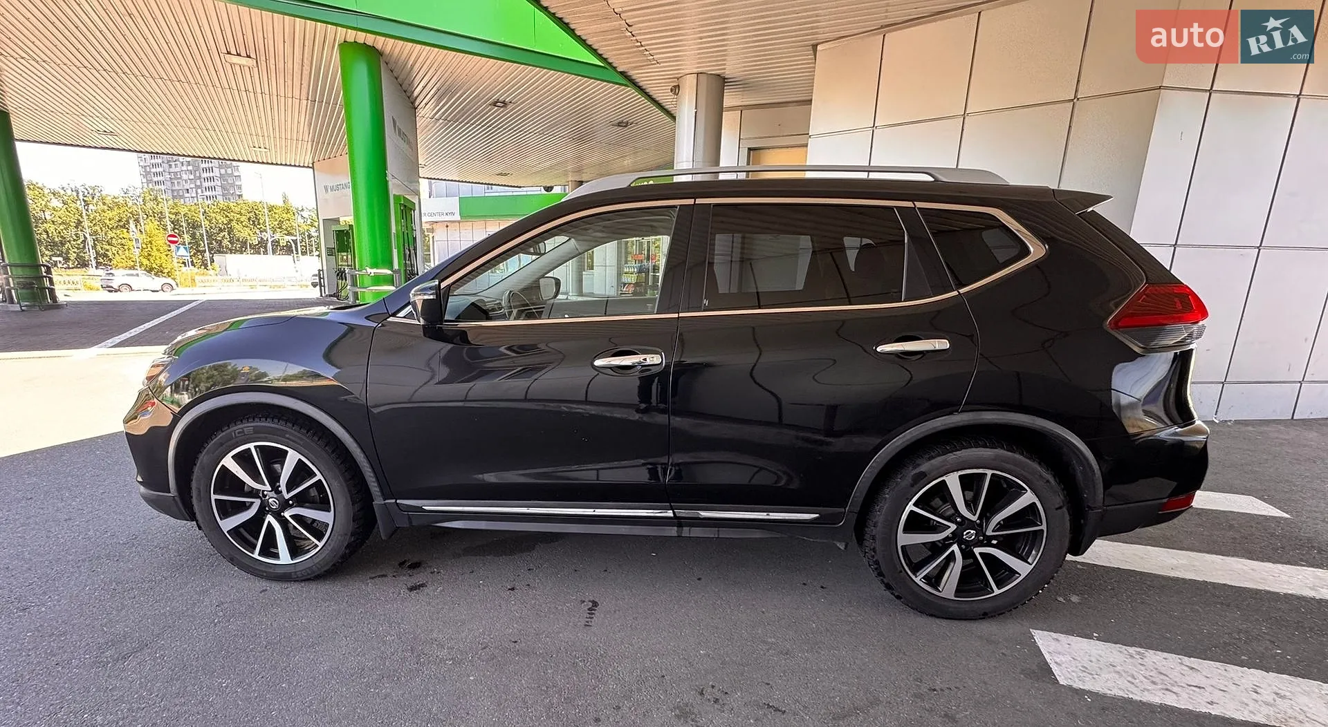 2017 Nissan Rogue - мініатюра 5