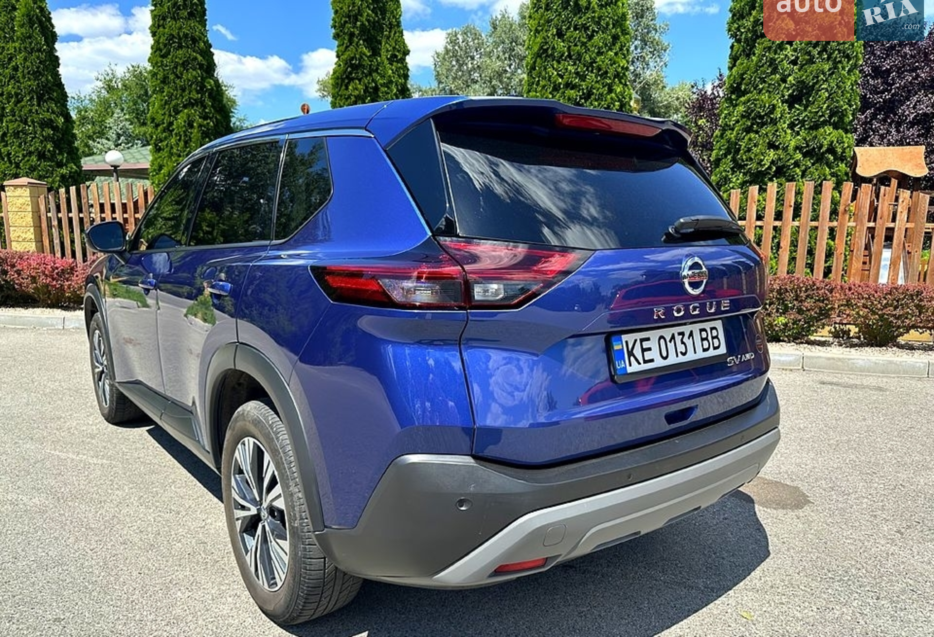 2021 Nissan Rogue - мініатюра 2