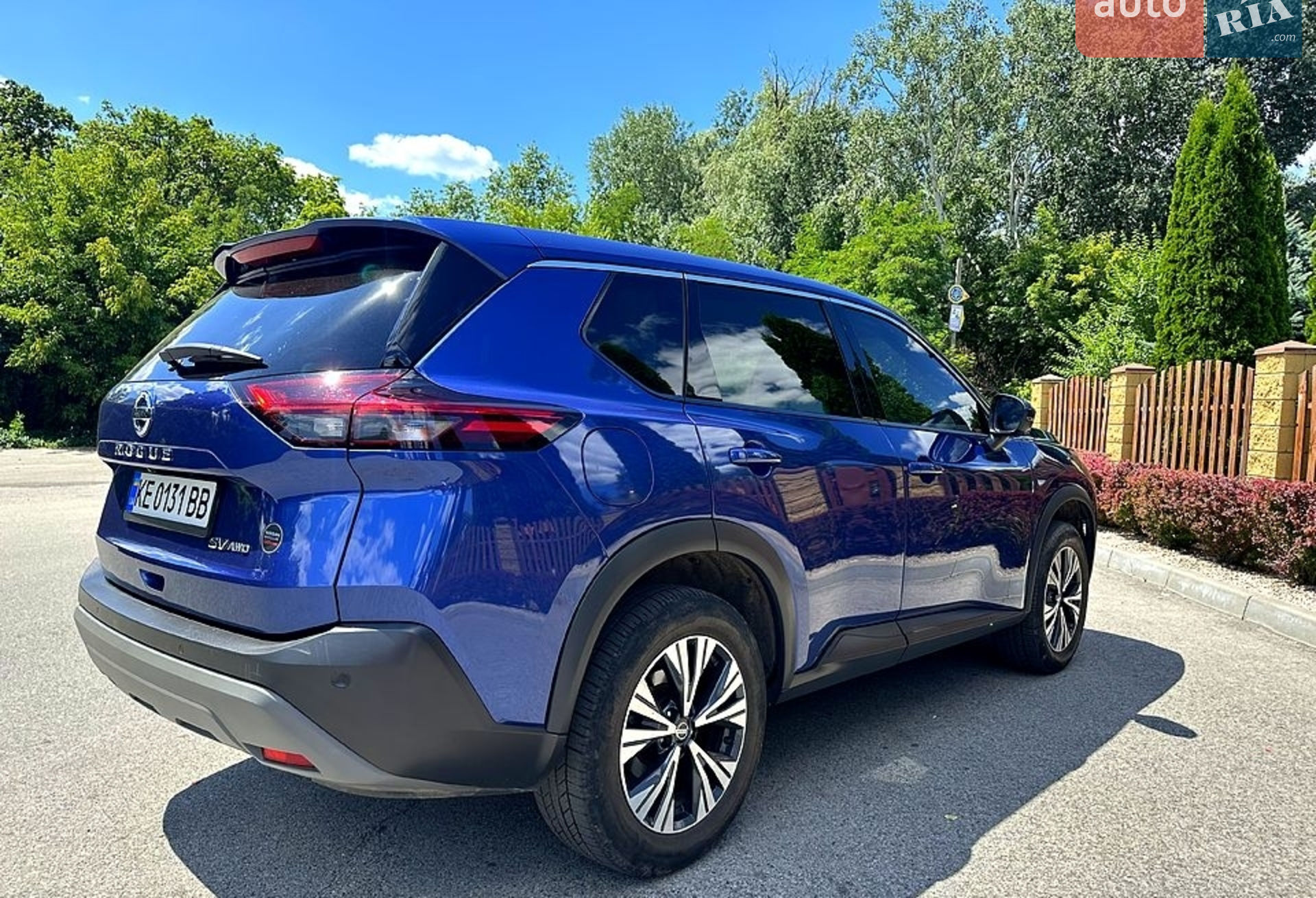 2021 Nissan Rogue - мініатюра 4