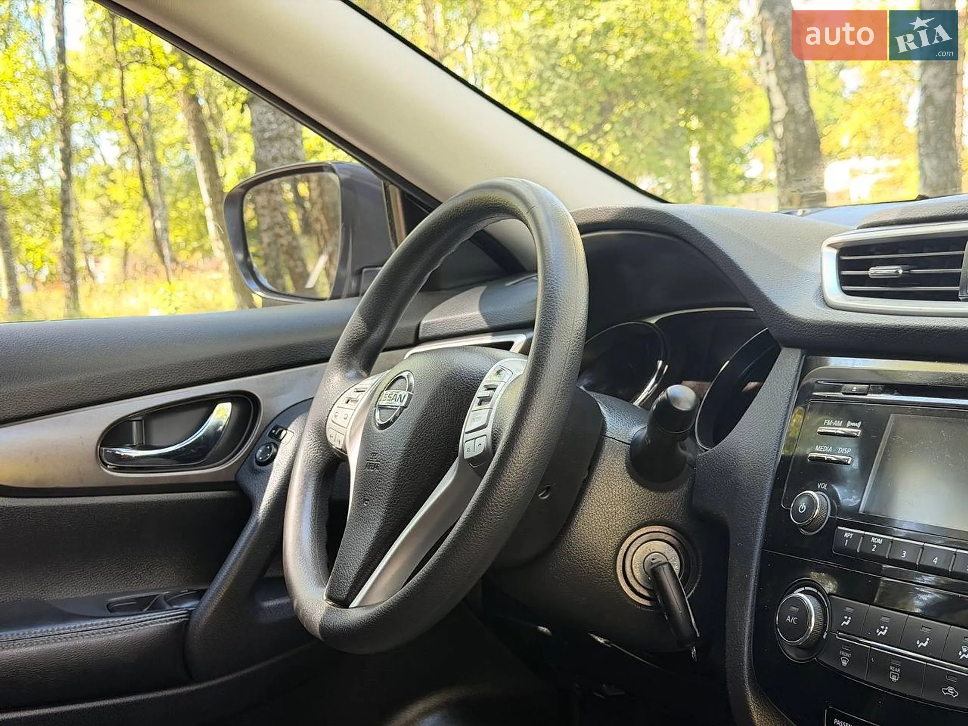 2015 Nissan Rogue - мініатюра 28