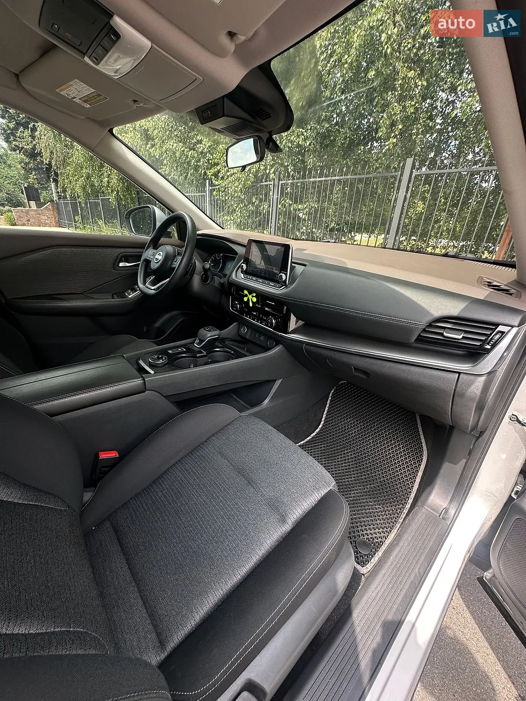 2020 Nissan Rogue - мініатюра 27