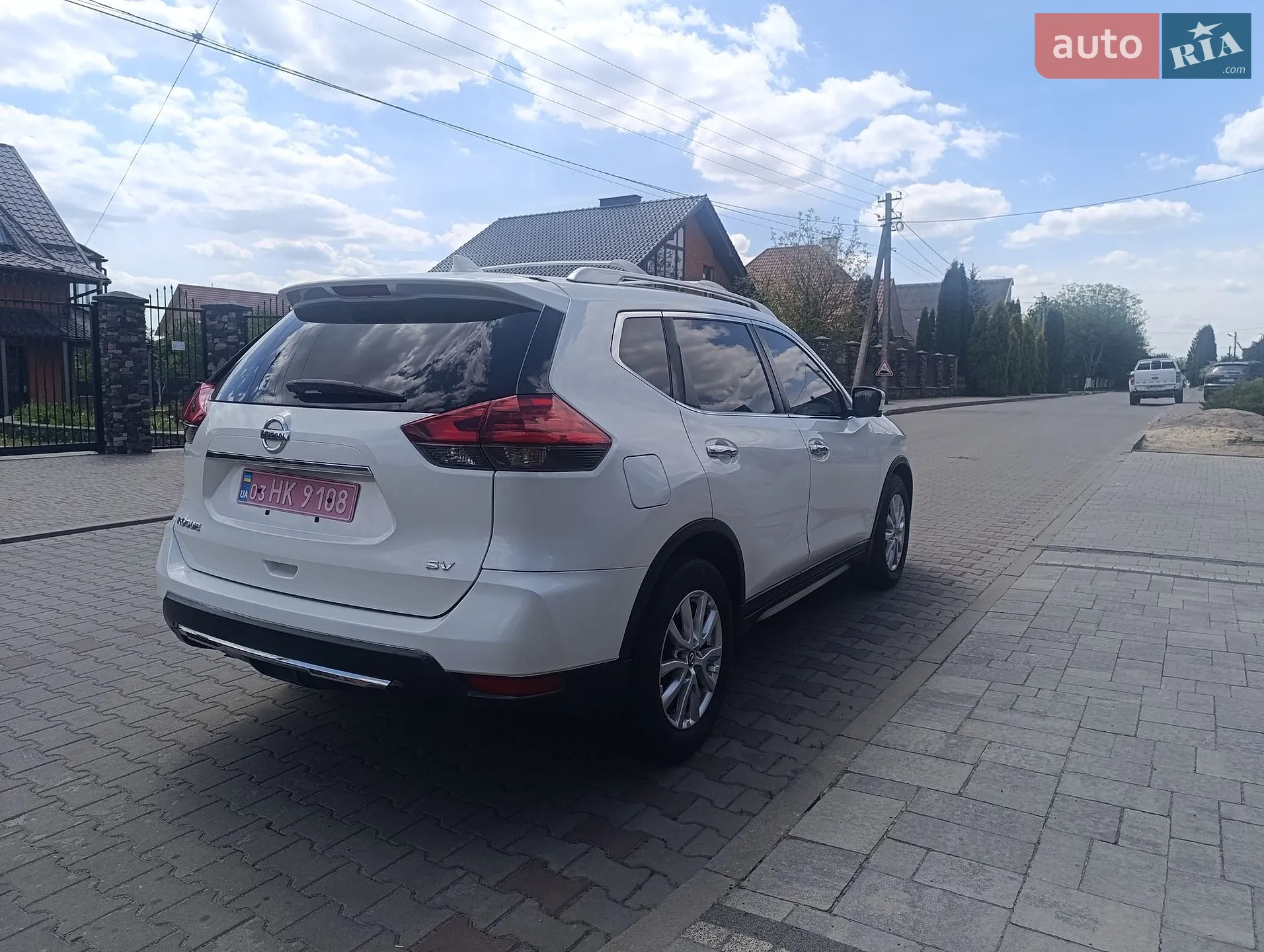 2017 Nissan Rogue - мініатюра 3
