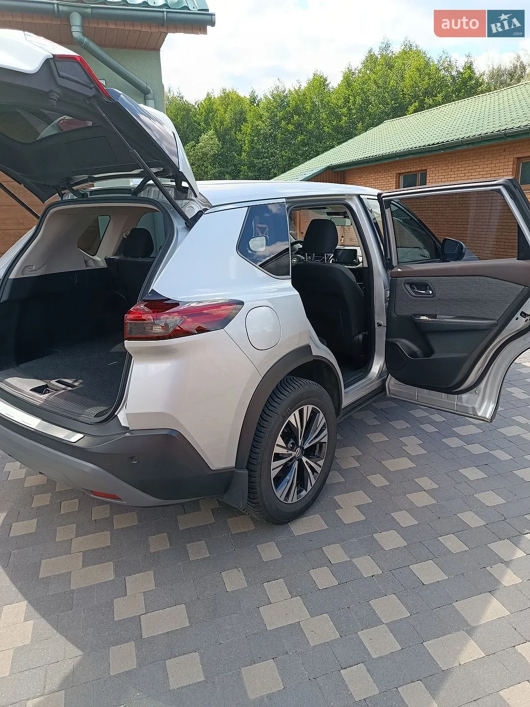 2020 Nissan Rogue - мініатюра 9