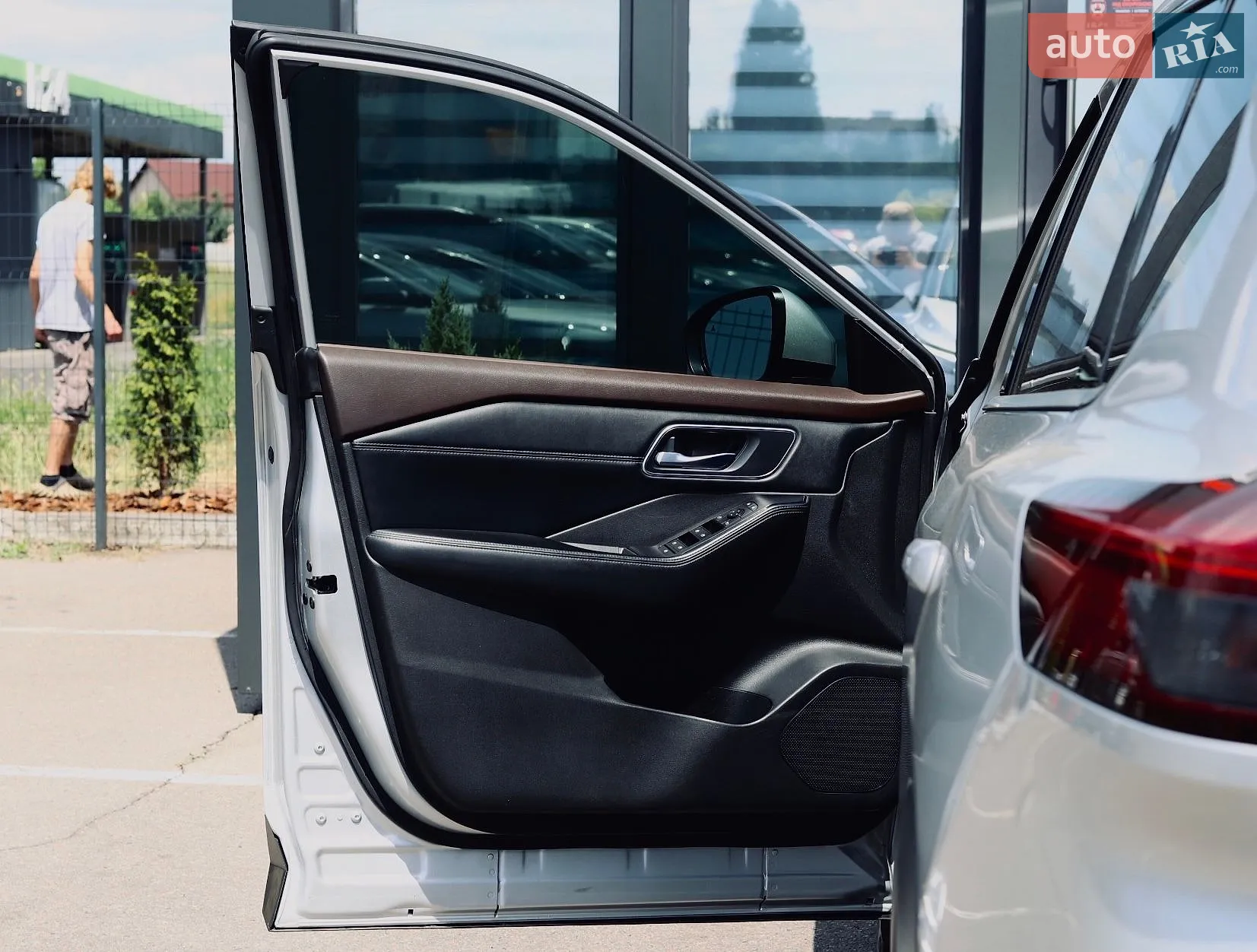 2021 Nissan Rogue - мініатюра 33