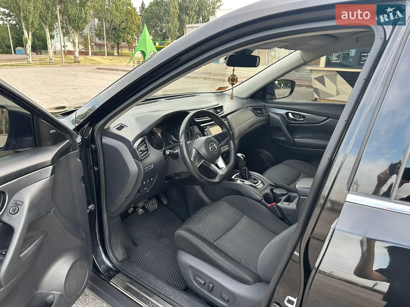 2019 Nissan Rogue - мініатюра 9