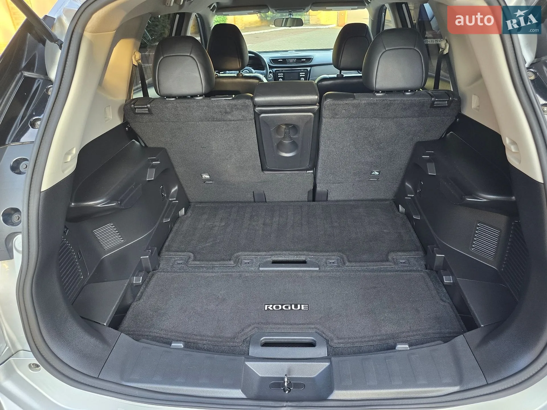 2017 Nissan Rogue - мініатюра 31