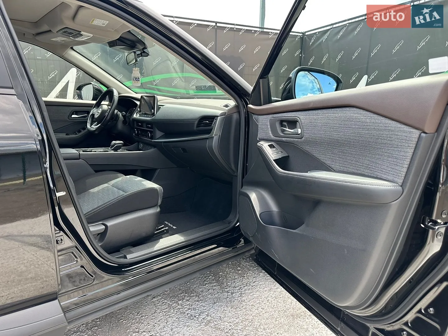 2023 Nissan Rogue - мініатюра 22
