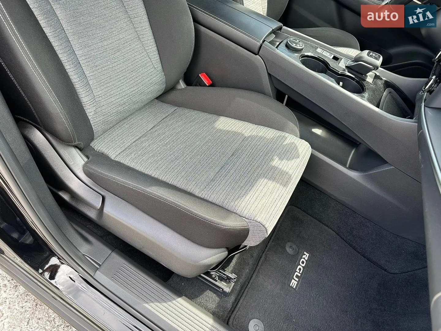 2023 Nissan Rogue - мініатюра 24