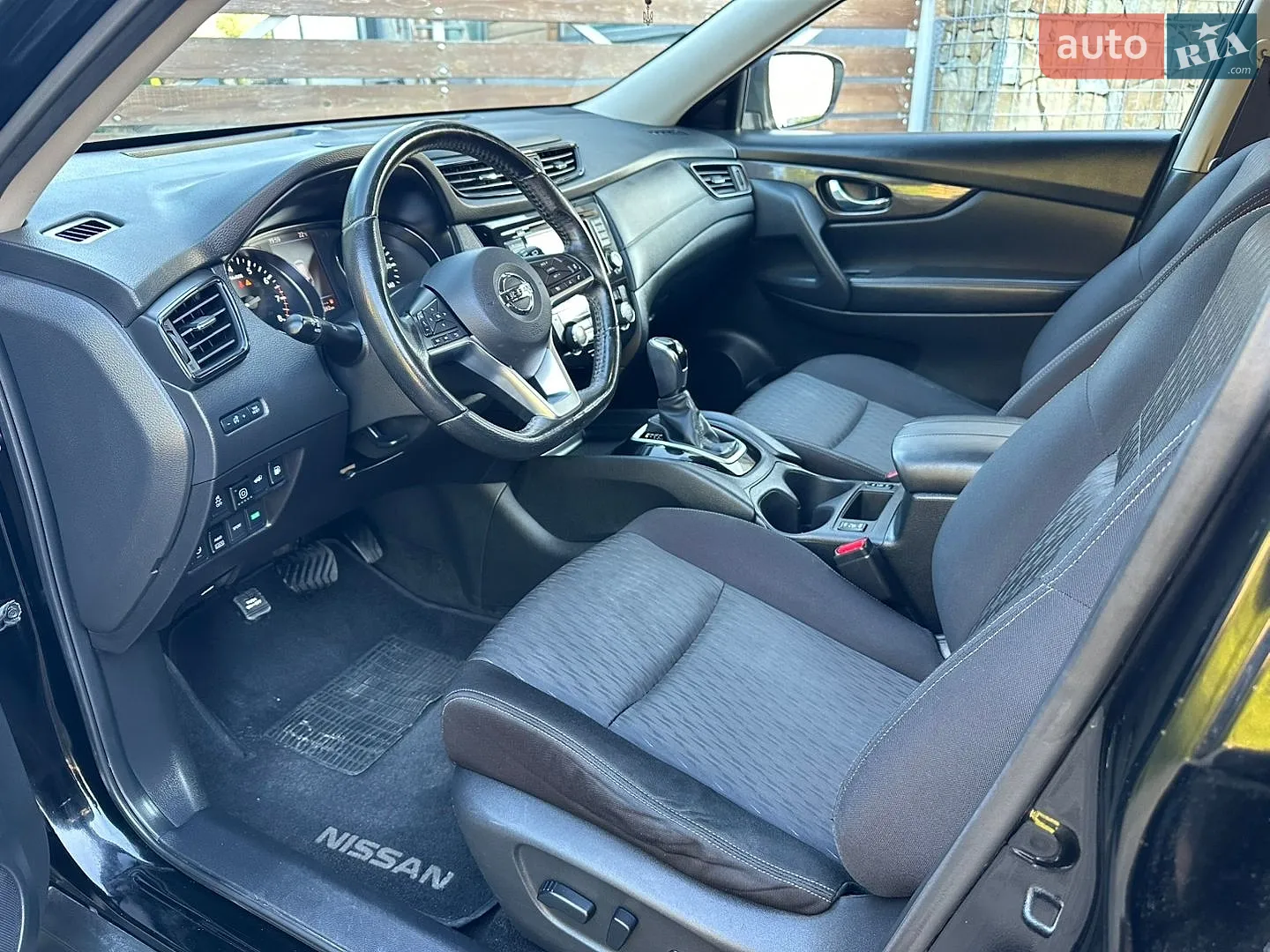 2018 Nissan Rogue - мініатюра 17