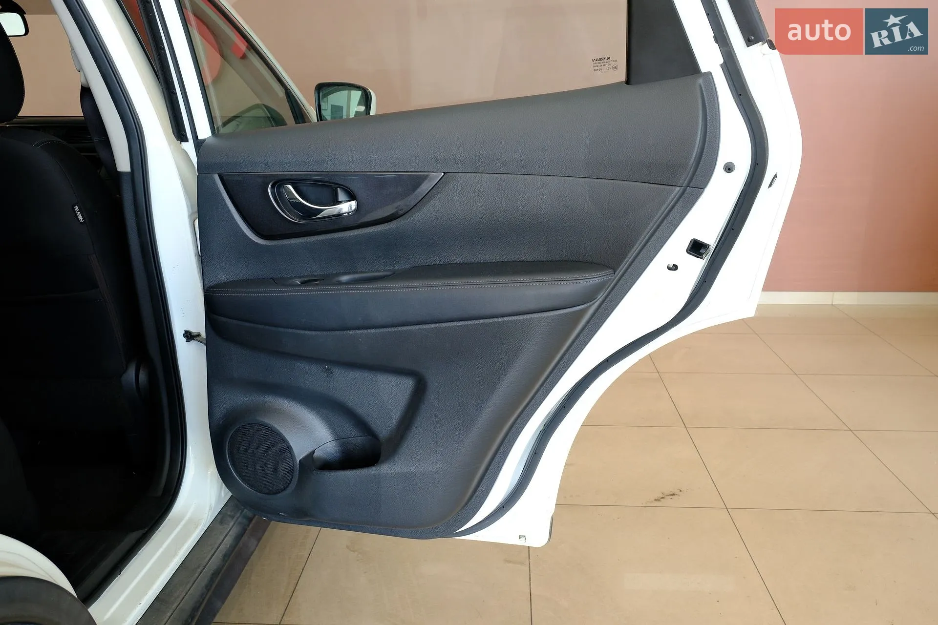 2018 Nissan Rogue - мініатюра 33