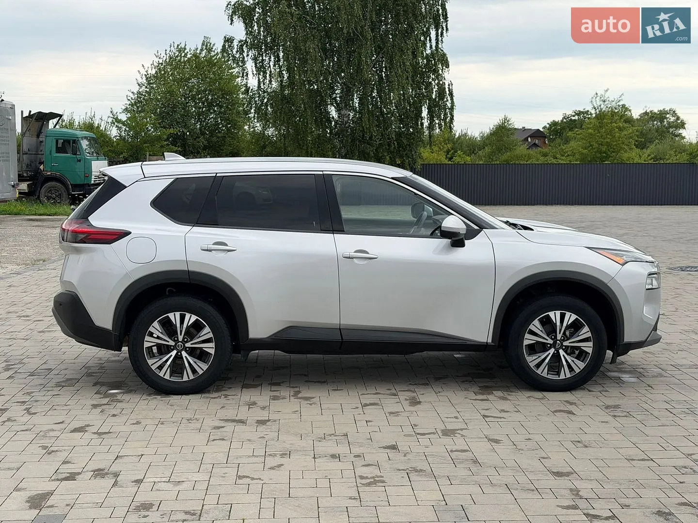 2021 Nissan Rogue - мініатюра 5