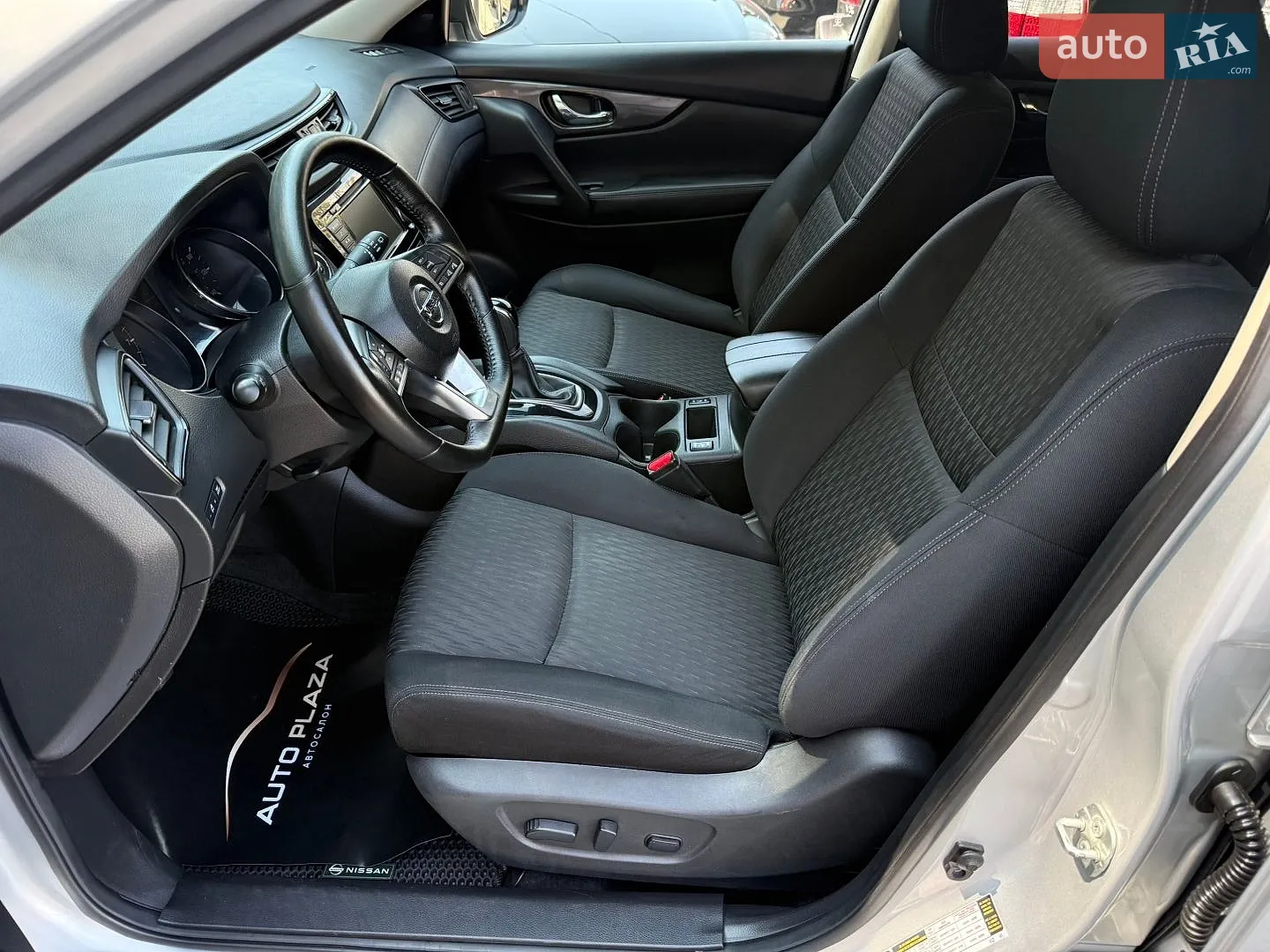 2018 Nissan Rogue - мініатюра 20