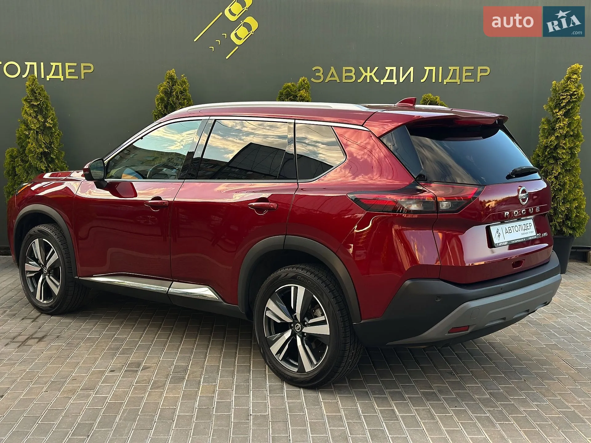 2021 Nissan Rogue - мініатюра 14