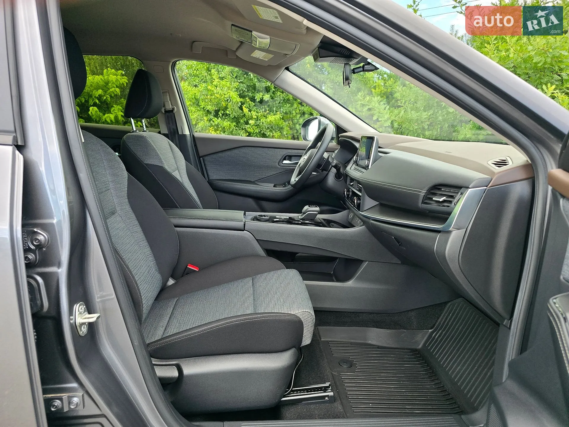 2023 Nissan Rogue - мініатюра 27