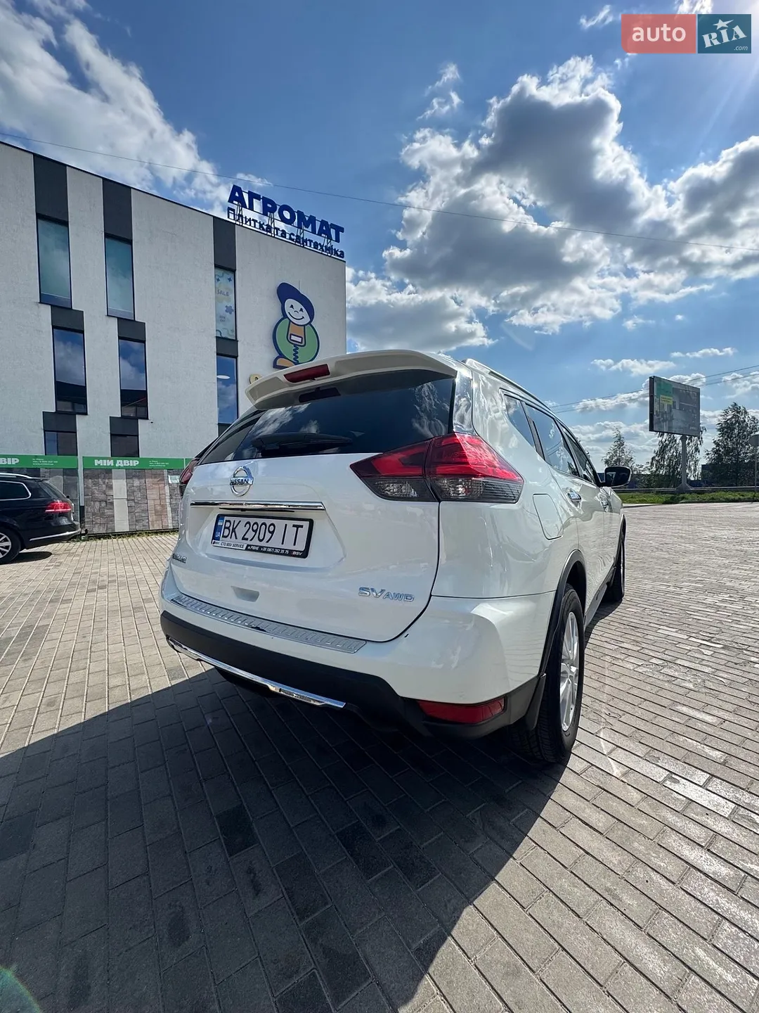 2017 Nissan Rogue - мініатюра 4