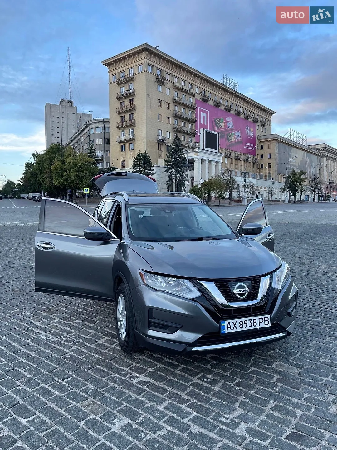 2018 Nissan Rogue - мініатюра 9