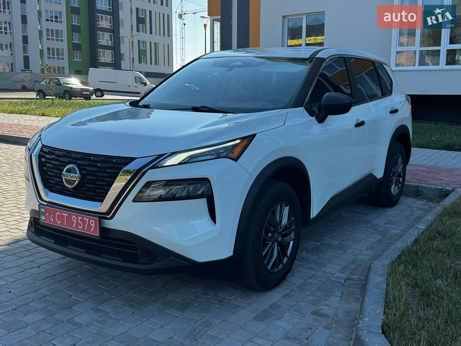 2021 Nissan Rogue - фото 1
