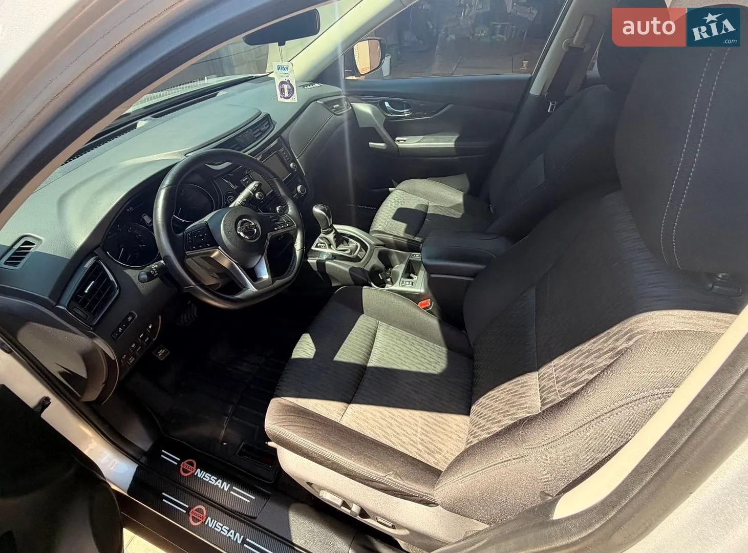 2019 Nissan Rogue - мініатюра 13