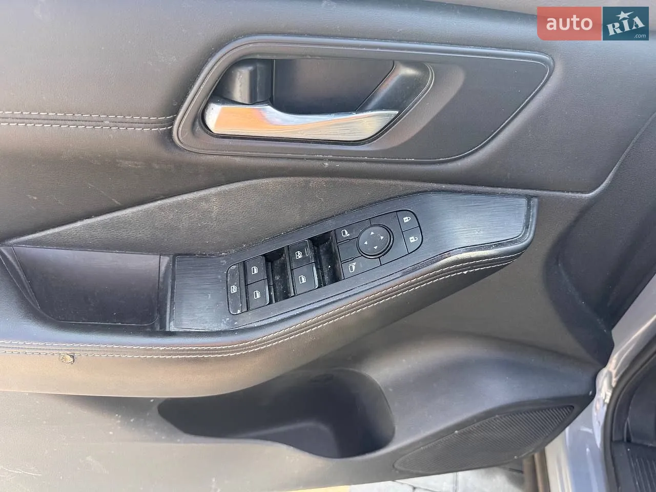 2023 Nissan Rogue - мініатюра 9