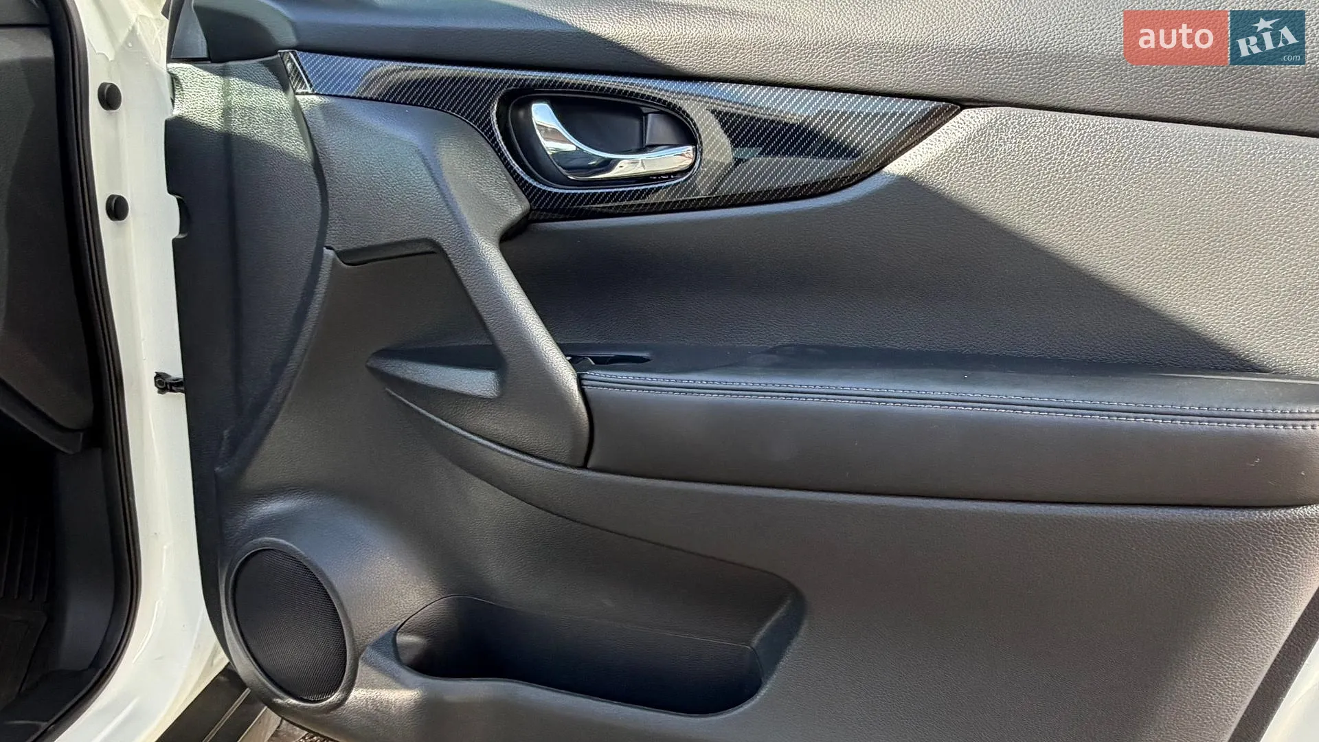 2016 Nissan Rogue - мініатюра 35