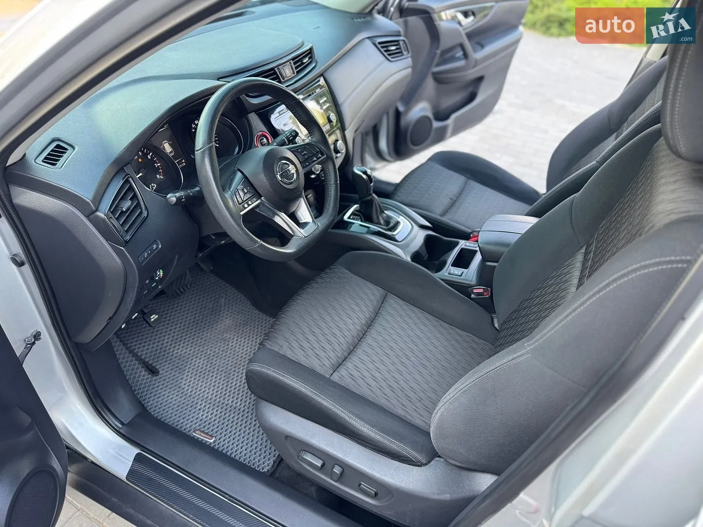2016 Nissan Rogue - мініатюра 21
