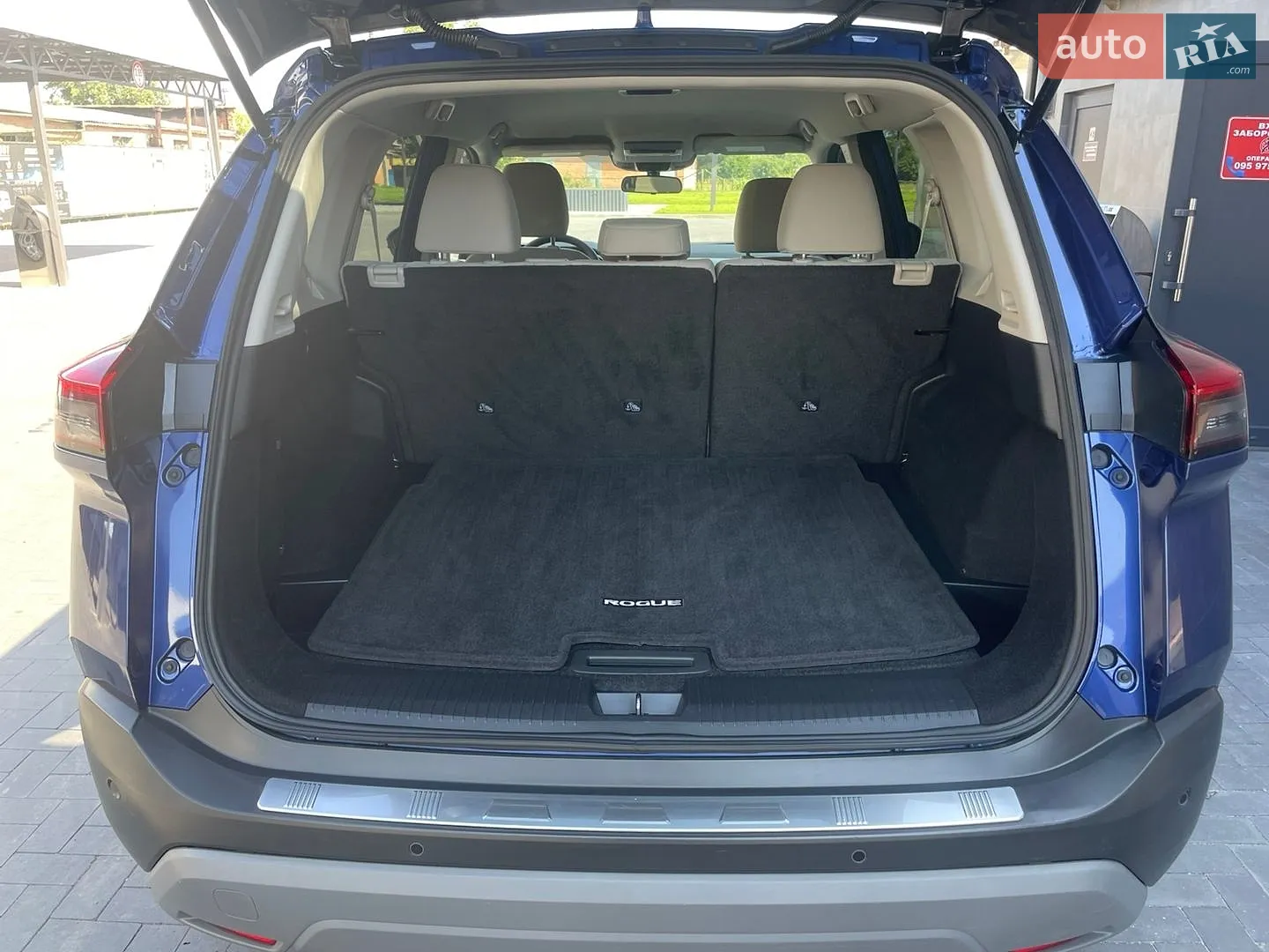 2021 Nissan Rogue - мініатюра 17