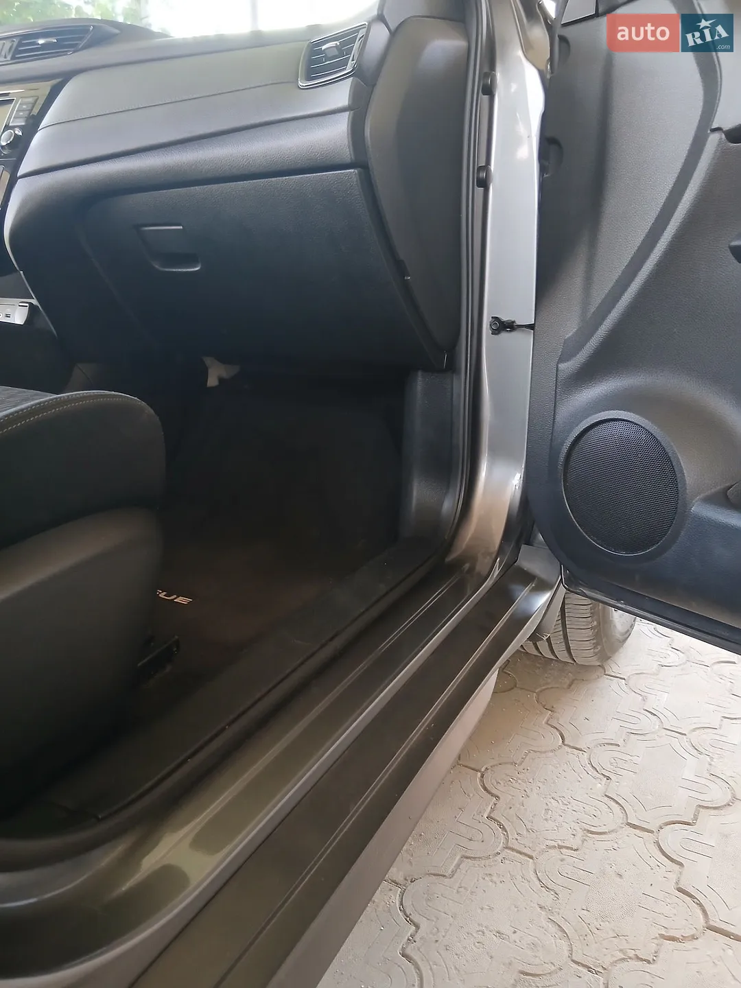 2019 Nissan Rogue - мініатюра 14