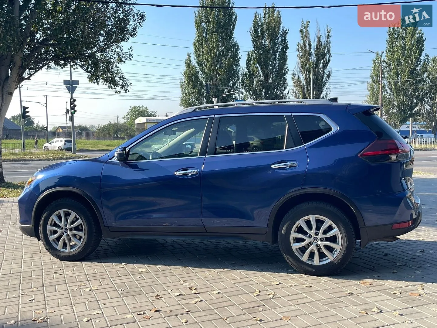 2020 Nissan Rogue - мініатюра 11