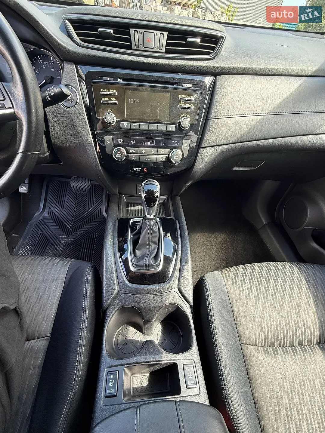 2017 Nissan Rogue - мініатюра 16