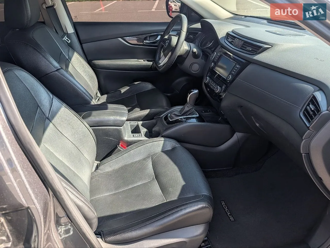 2019 Nissan Rogue - мініатюра 11