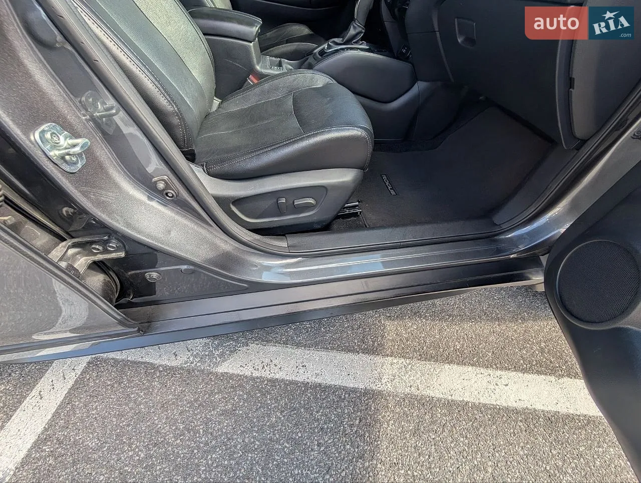 2019 Nissan Rogue - мініатюра 16