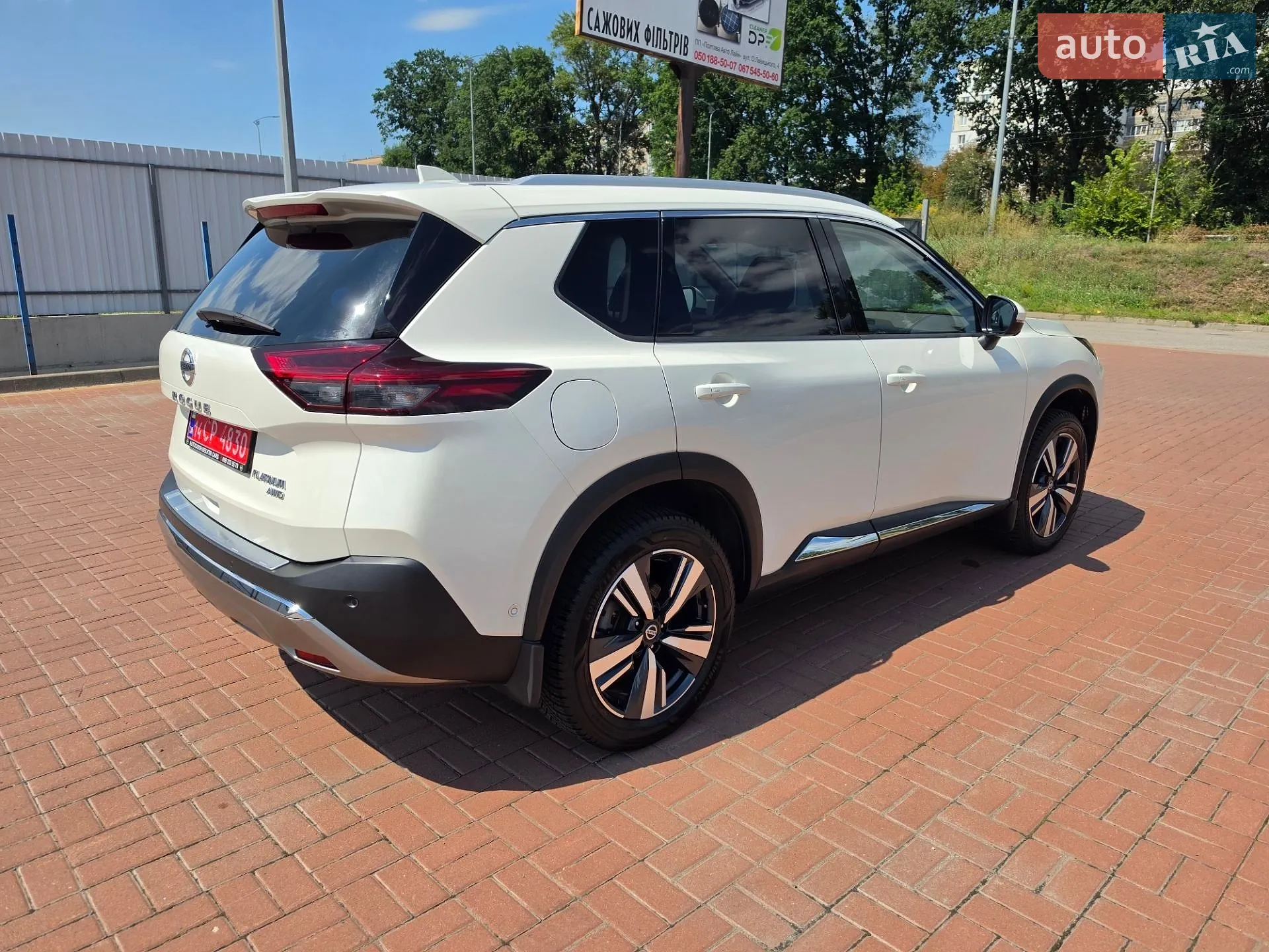 2021 Nissan Rogue - мініатюра 4