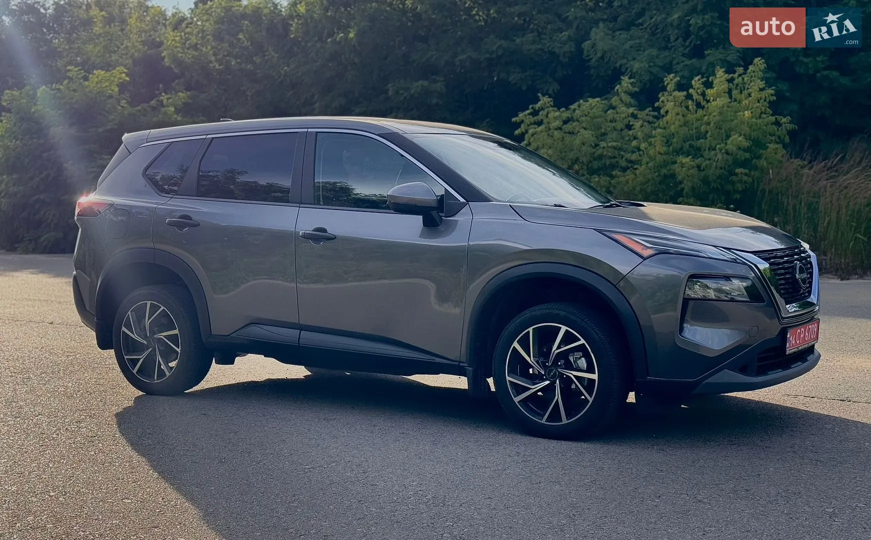 2021 Nissan Rogue - мініатюра 9