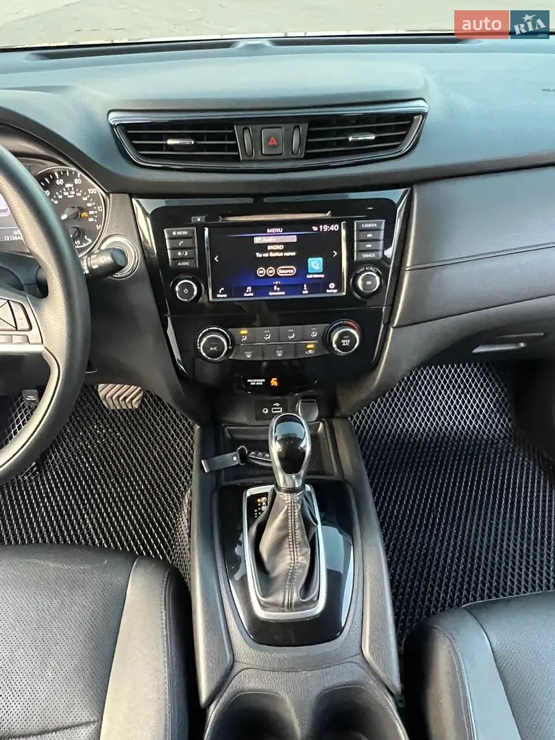 2017 Nissan Rogue - мініатюра 18