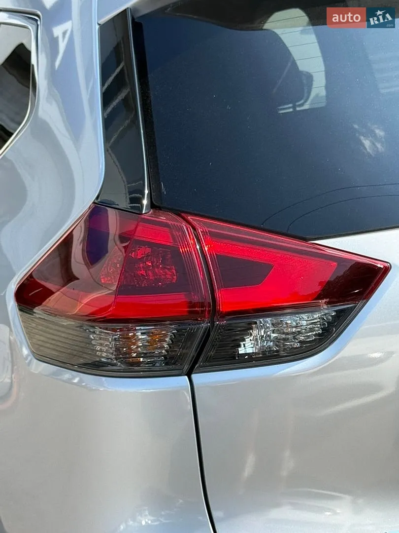 2018 Nissan Rogue - мініатюра 17