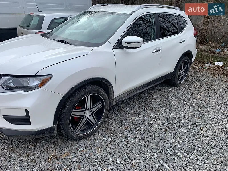 Nissan Rogue