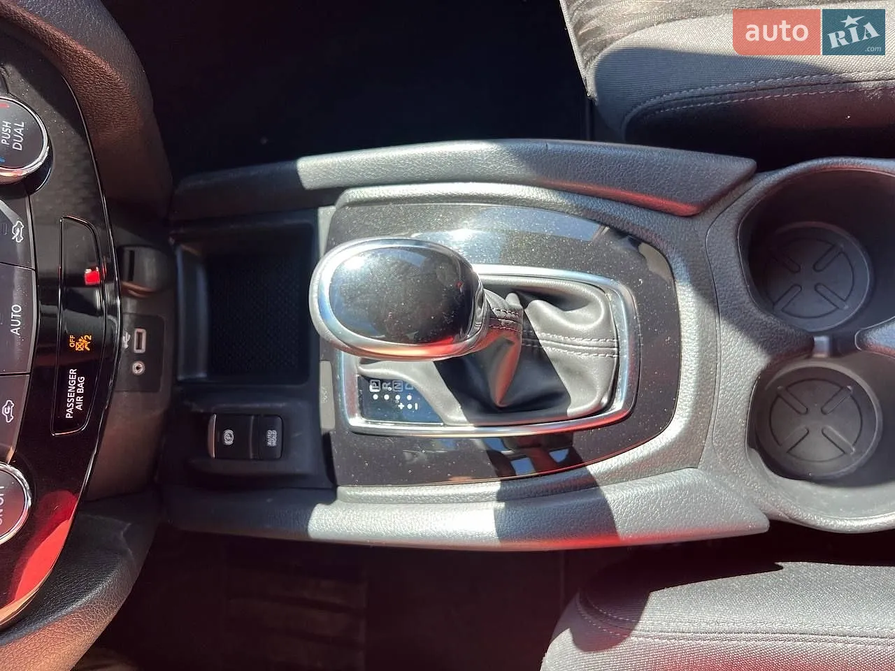 2020 Nissan Rogue - мініатюра 22