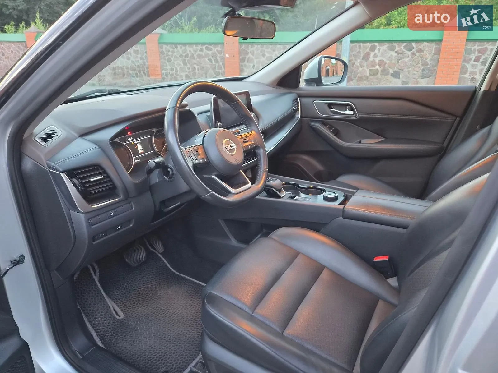 2021 Nissan Rogue - мініатюра 17