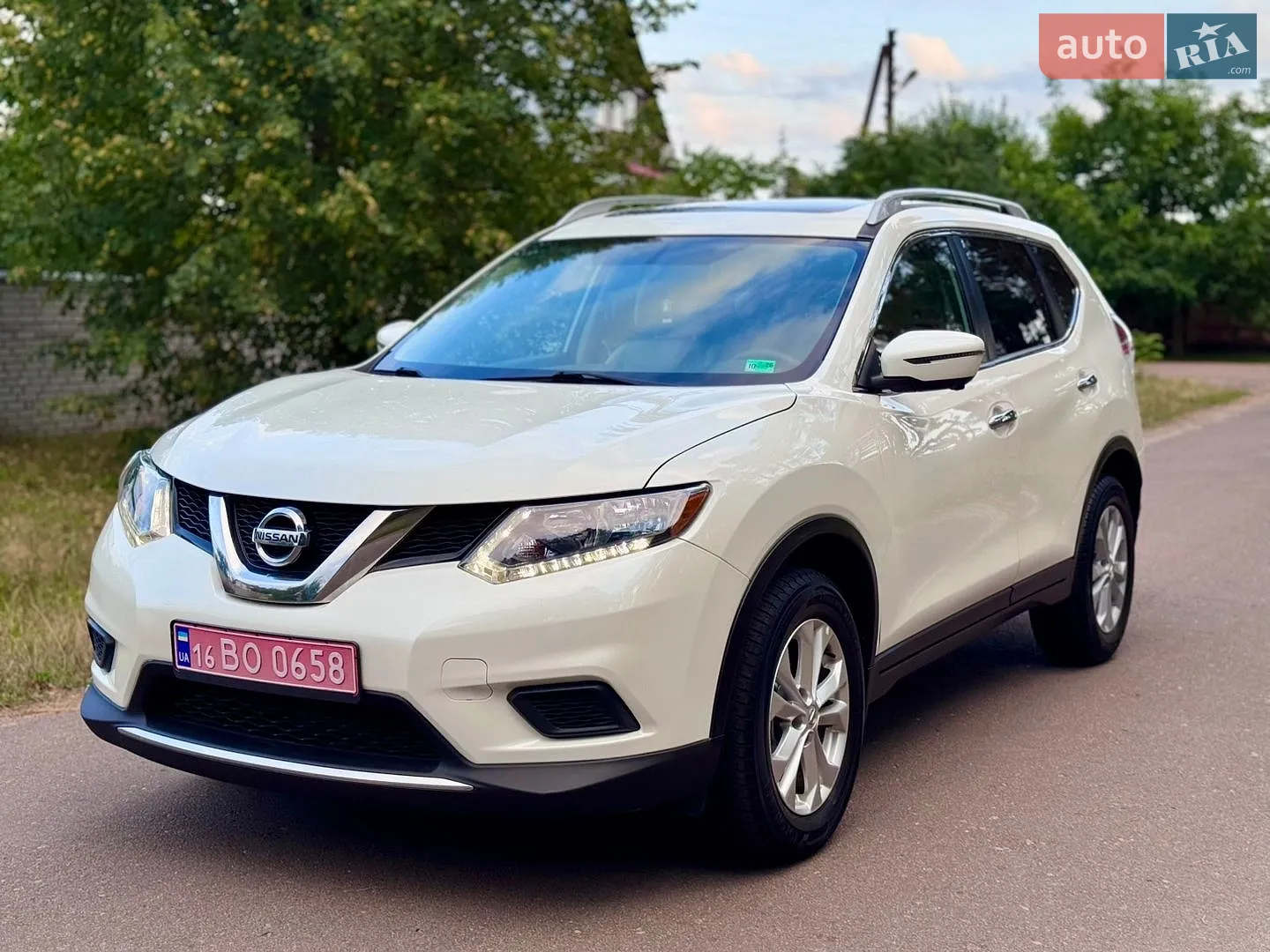2016 Nissan Rogue - мініатюра 3