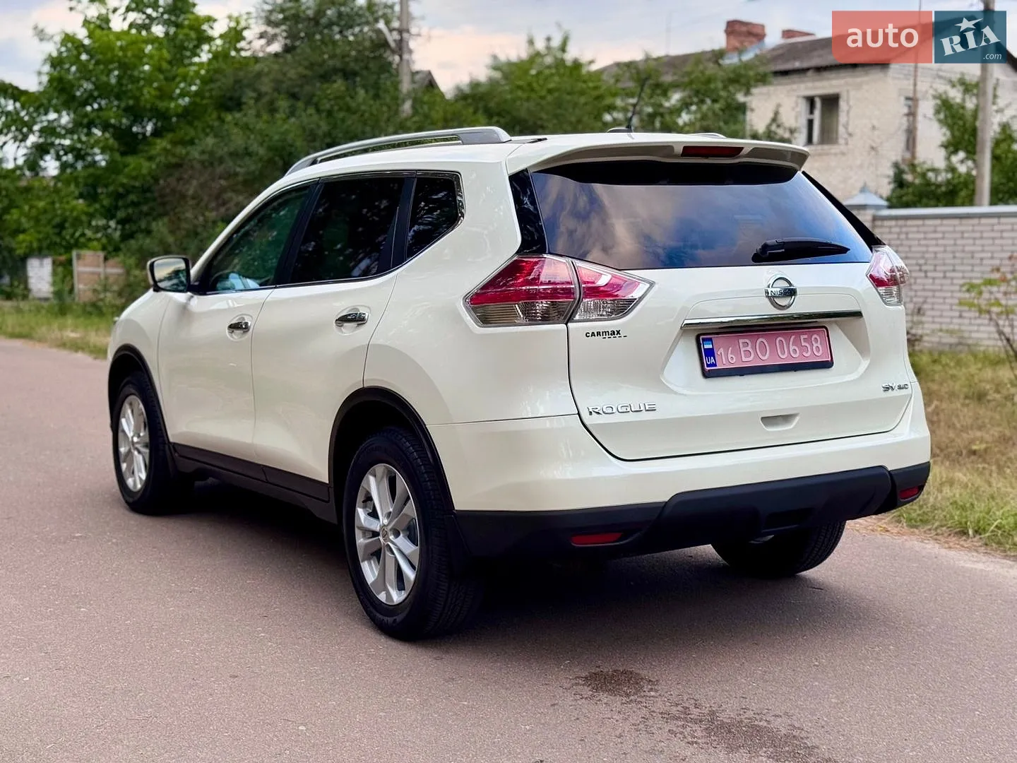 2016 Nissan Rogue - мініатюра 11